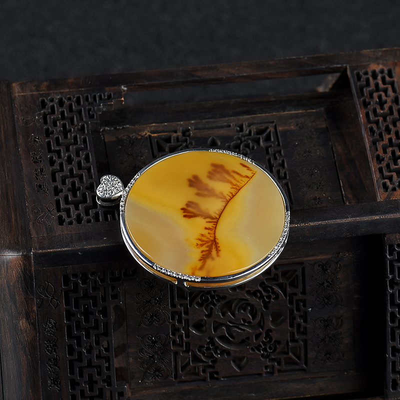 山料黄龙玉吊坠-红掌柜