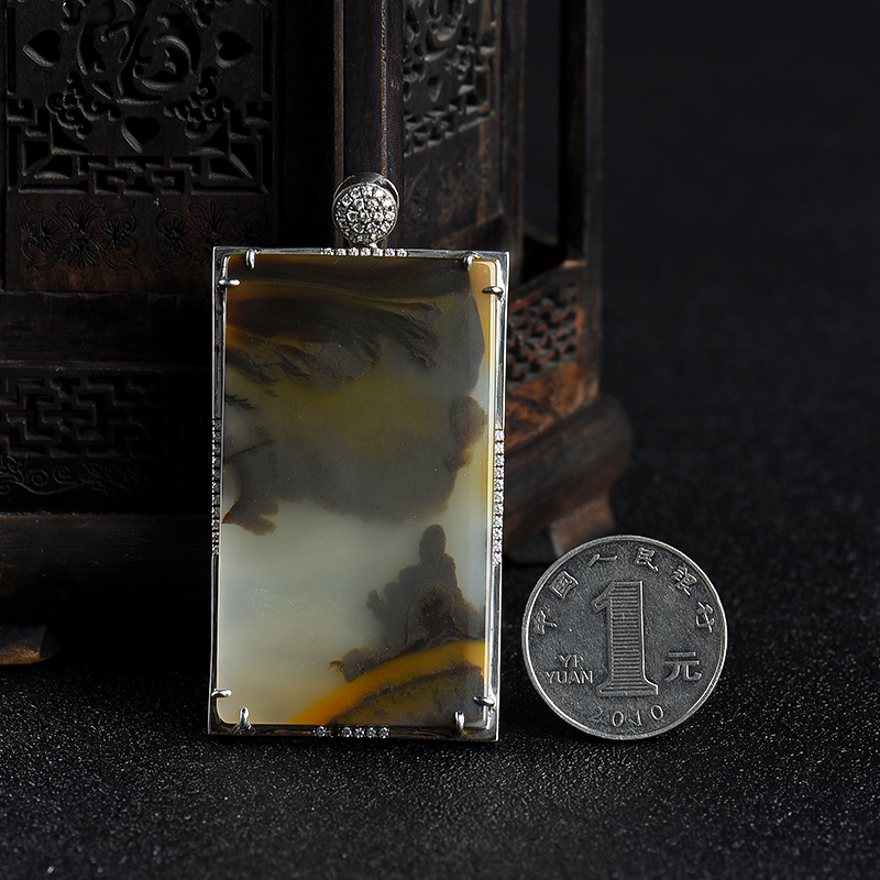 俏色黄龙玉水草花吊坠-红掌柜