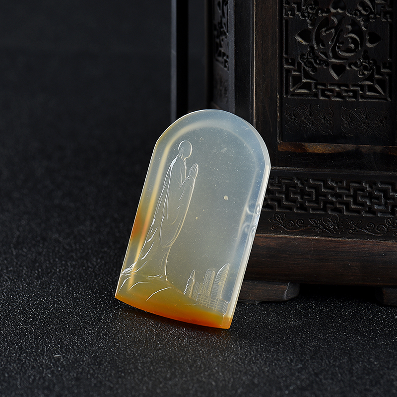 黄龙玉吊坠-红掌柜