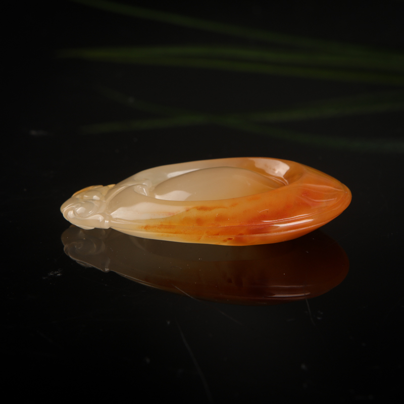 云南龙陵黄龙玉福贝吊坠-红掌柜