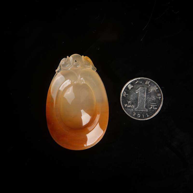 山料俏色黄龙玉吊坠-红掌柜