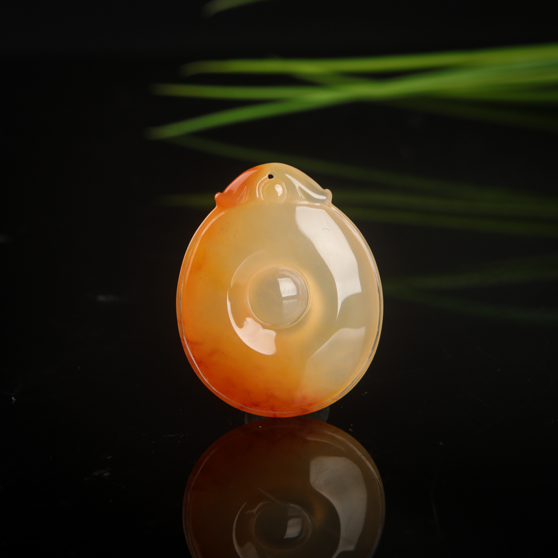 山料俏色黄龙玉福贝吊坠-红掌柜