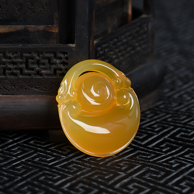 天然黄龙玉如意锁吊坠-红掌柜