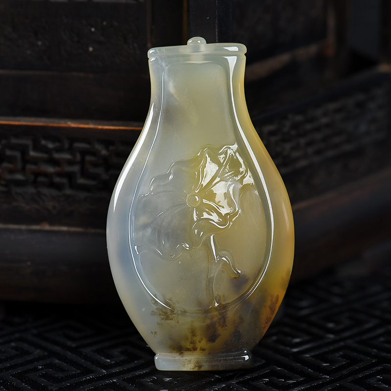 黄龙玉吊坠-红掌柜