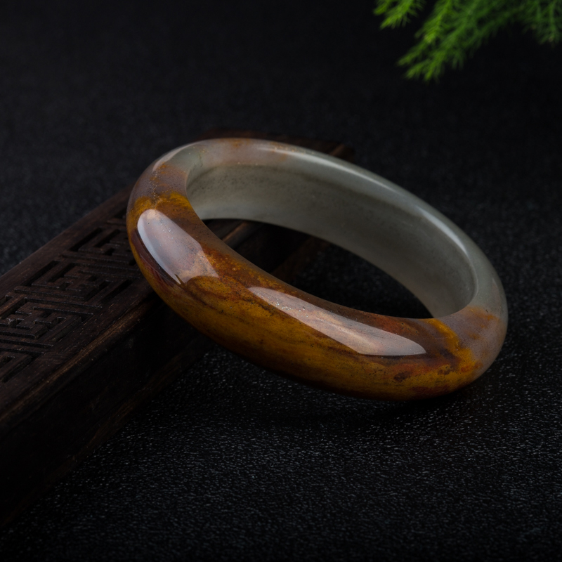 俏色黄龙玉手镯-红掌柜