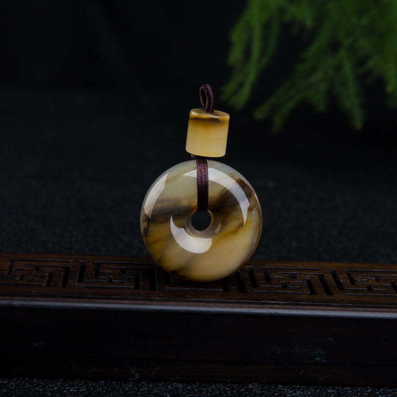 山料俏色黄龙玉水草花平安扣吊坠-红掌柜