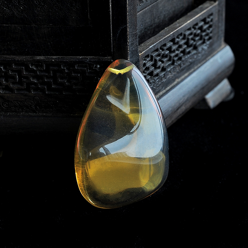 金珀挂件-红掌柜