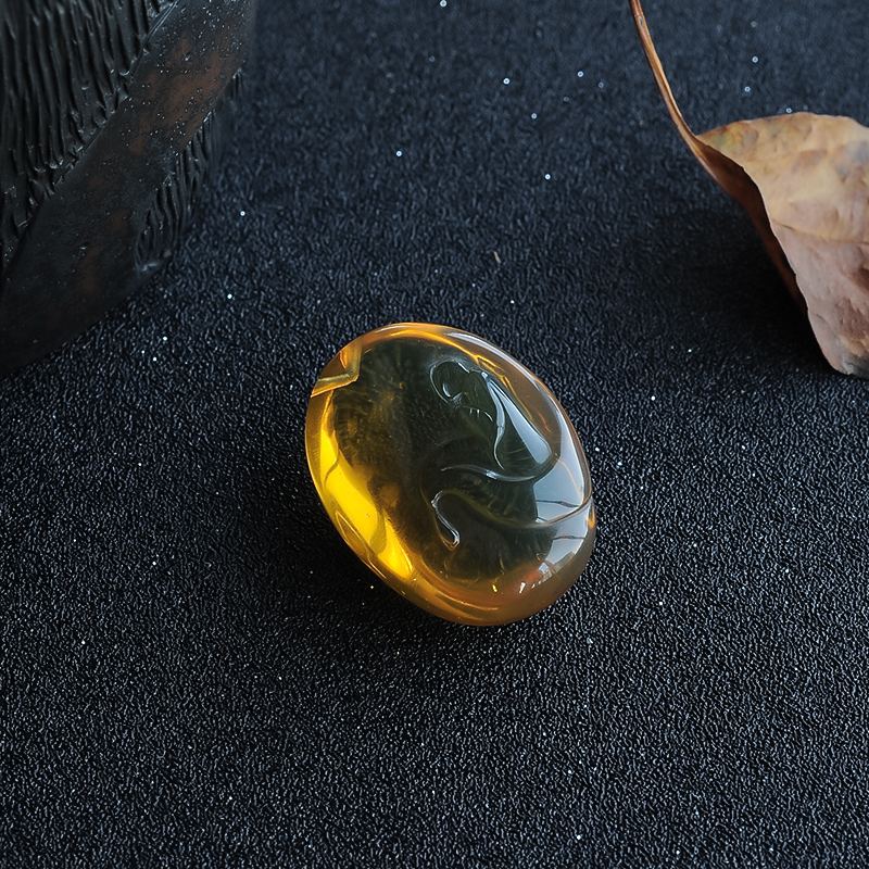 金珀求佛吊坠-红掌柜