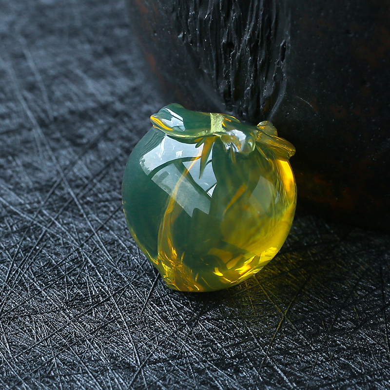 蓝珀桃子吊坠 - 红掌柜珠宝