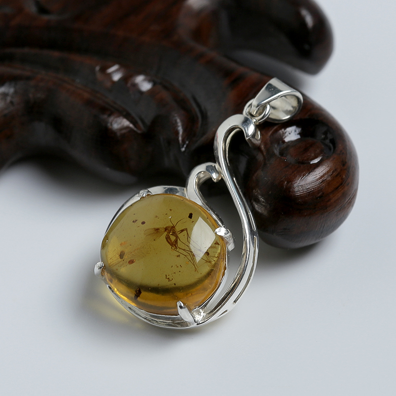 琥珀吊坠-红掌柜