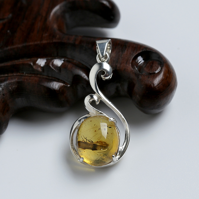 银镶琥珀吊坠-红掌柜