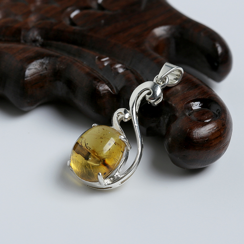 银镶琥珀-红掌柜