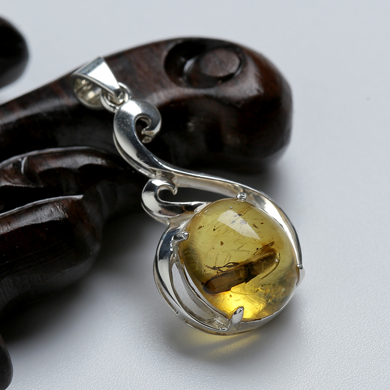 琥珀吊坠-红掌柜