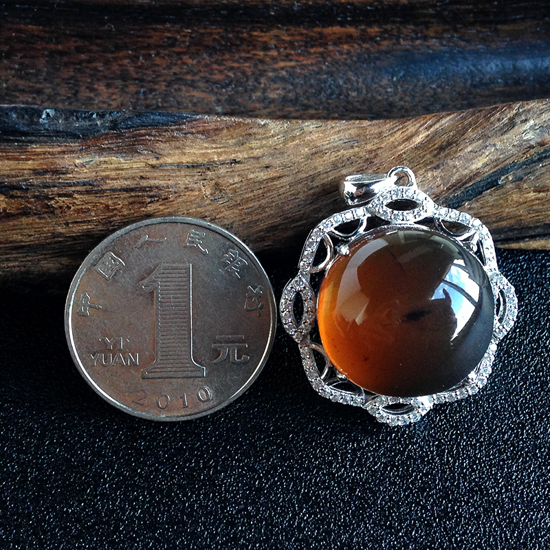 缅甸蚊子珀吊坠-红掌柜