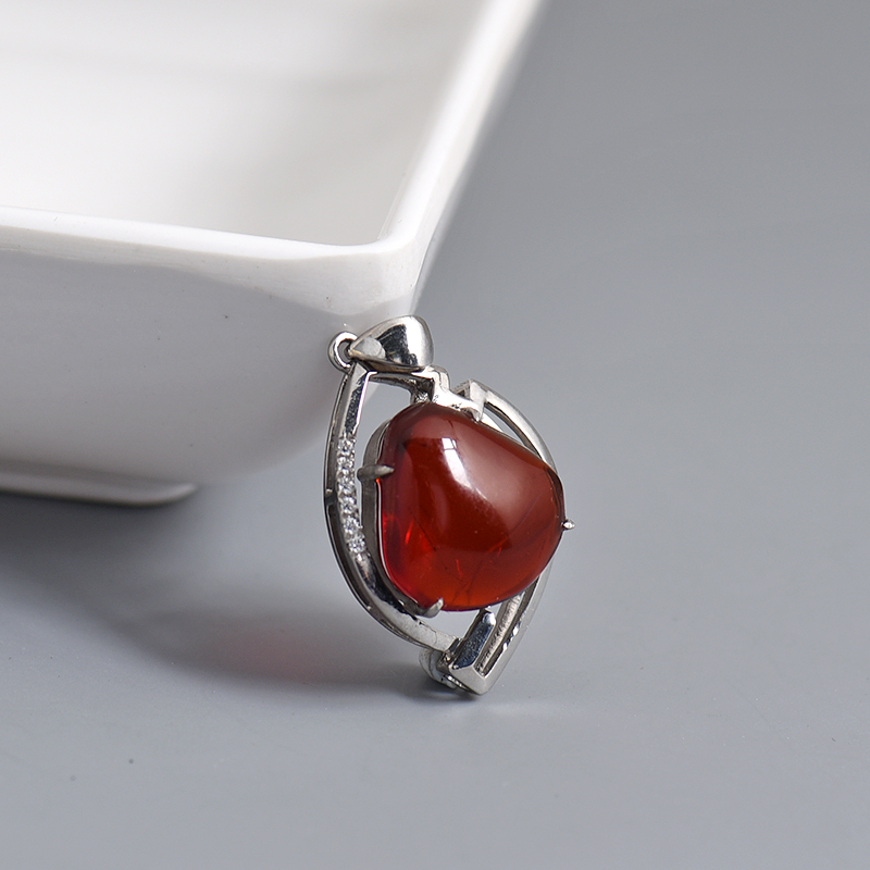 血珀吊坠-红掌柜