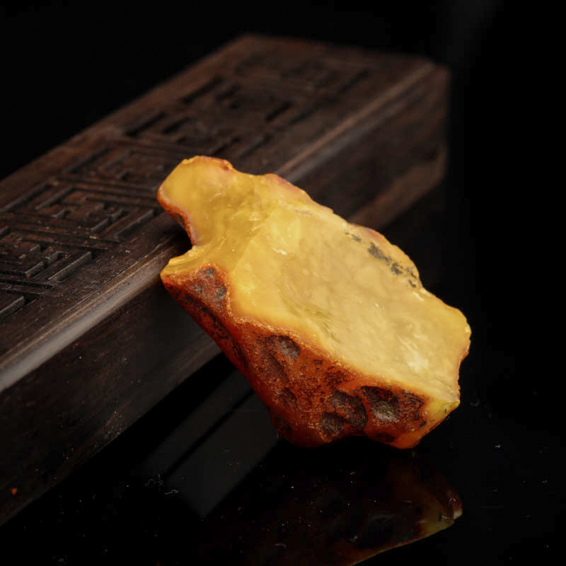 带皮蜜蜡原矿-红掌柜