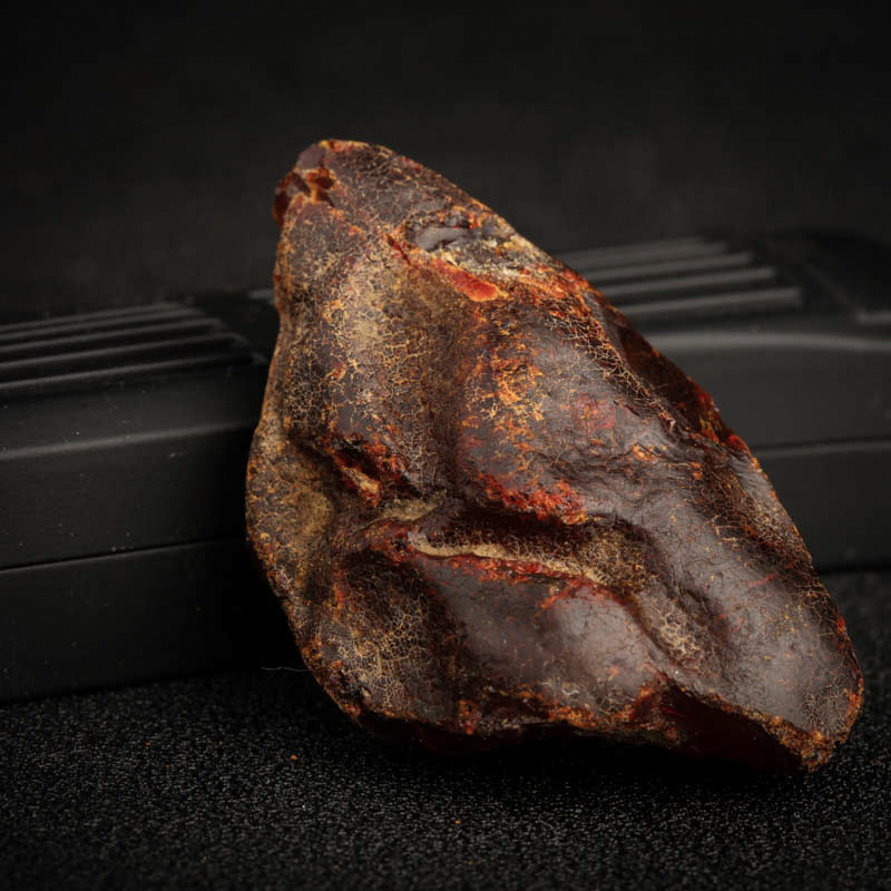 波罗的海带皮蜜蜡原矿-红掌柜