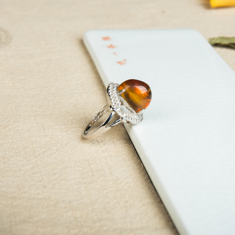 缅甸天然琥珀戒指-红掌柜