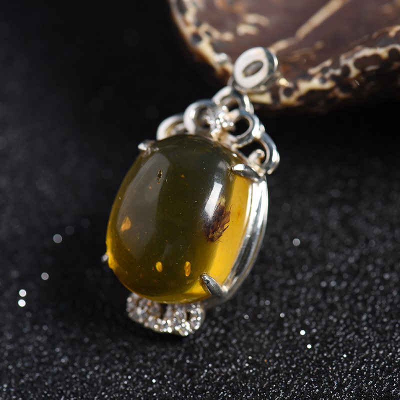 银镶琥珀吊坠 - 红掌柜