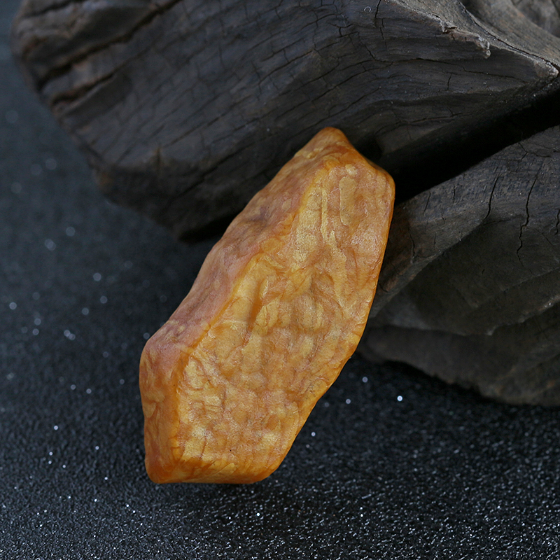 天然琥珀原石吊坠 - 红掌柜珠宝