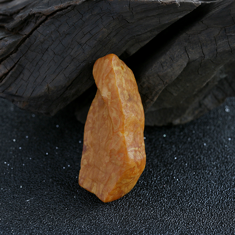 天然琥珀随形挂件 - 红掌柜珠宝