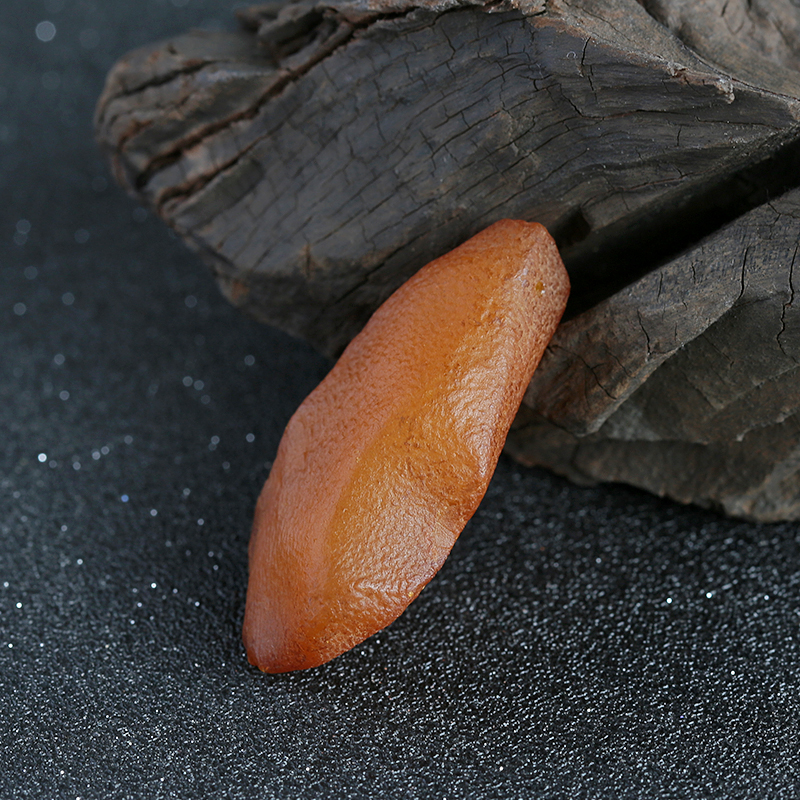 琥珀随形挂件 - 红掌柜珠宝