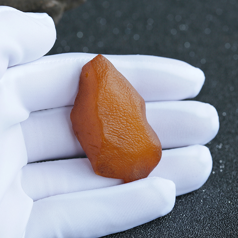 天然琥珀随形挂坠 - 红掌柜珠宝