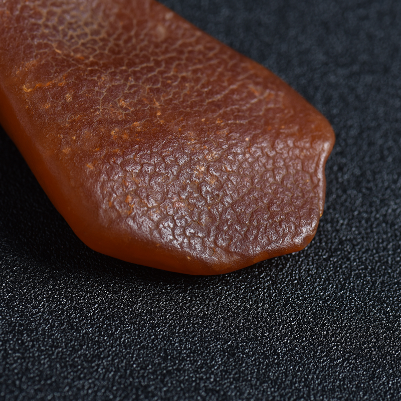 天然琥珀随形挂件 - 红掌柜珠宝