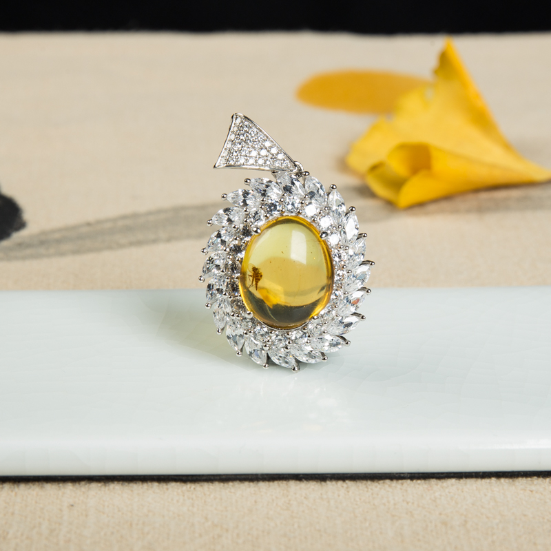 缅甸天然银镶琥珀吊坠-红掌柜