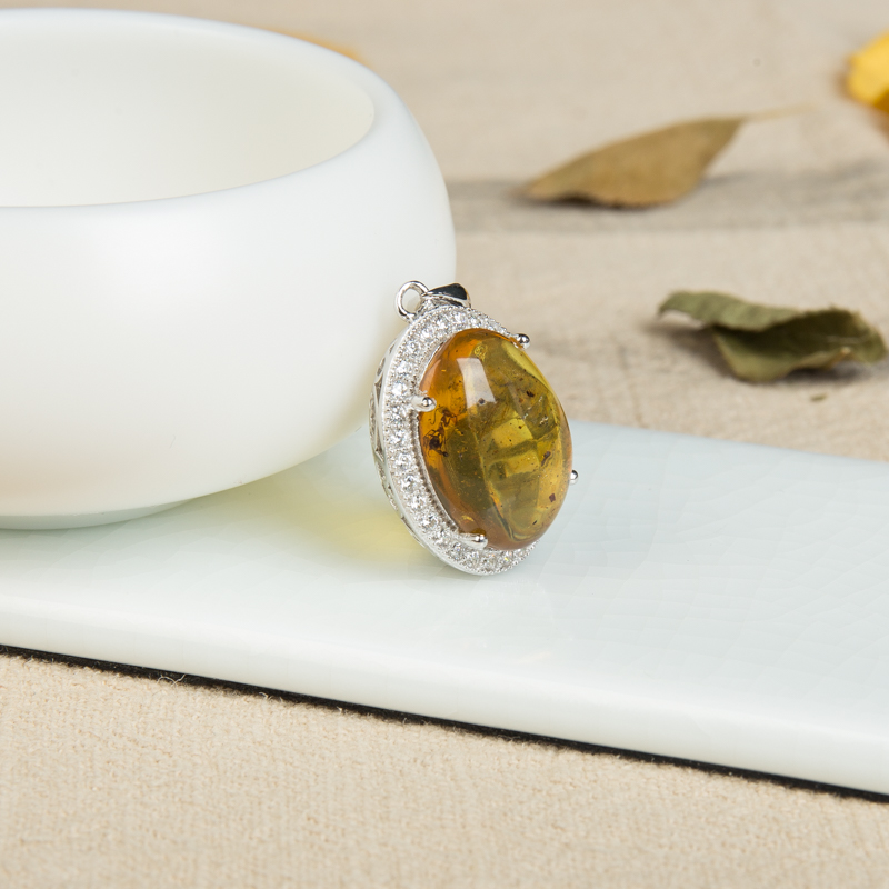 天然银镶琥珀吊坠-红掌柜