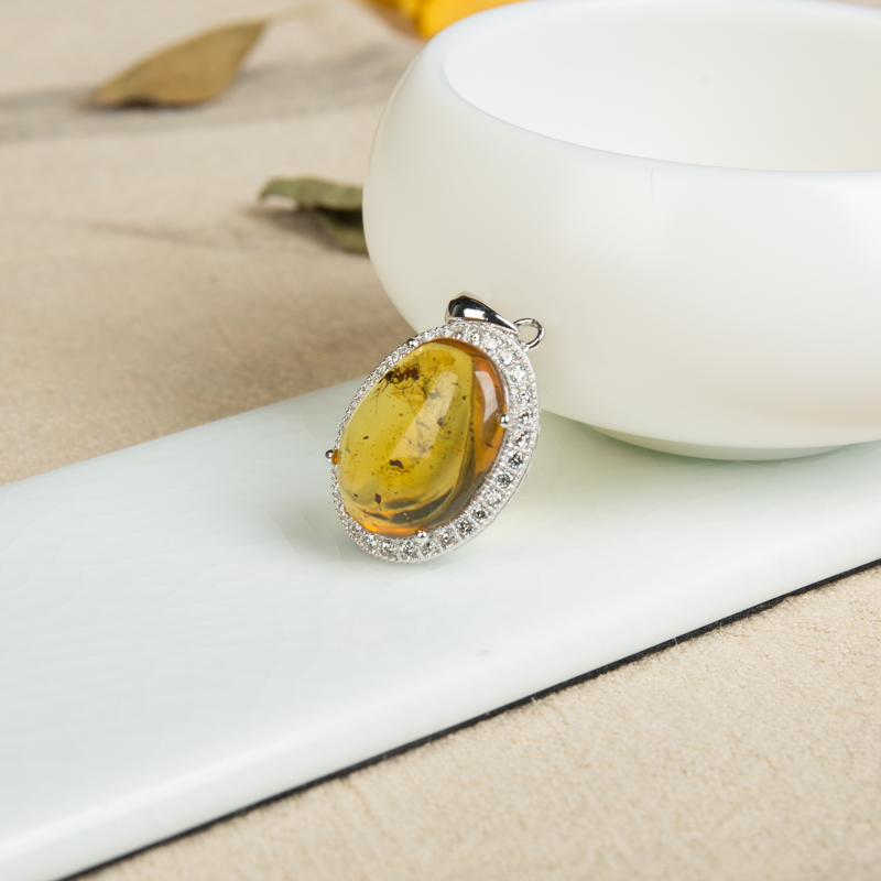 缅甸银镶琥珀吊坠-红掌柜