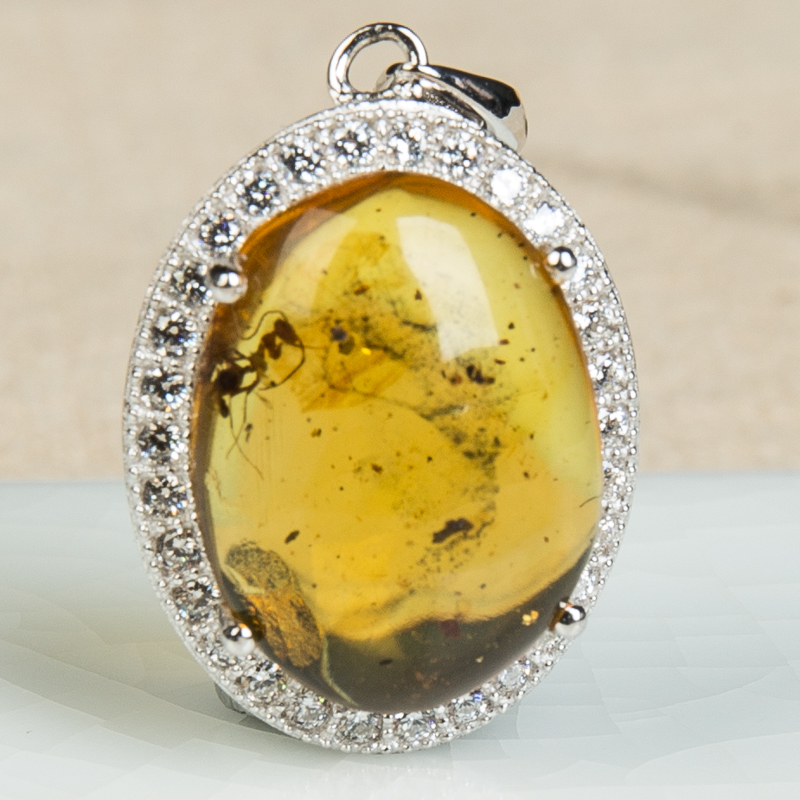 银镶琥珀吊坠-红掌柜