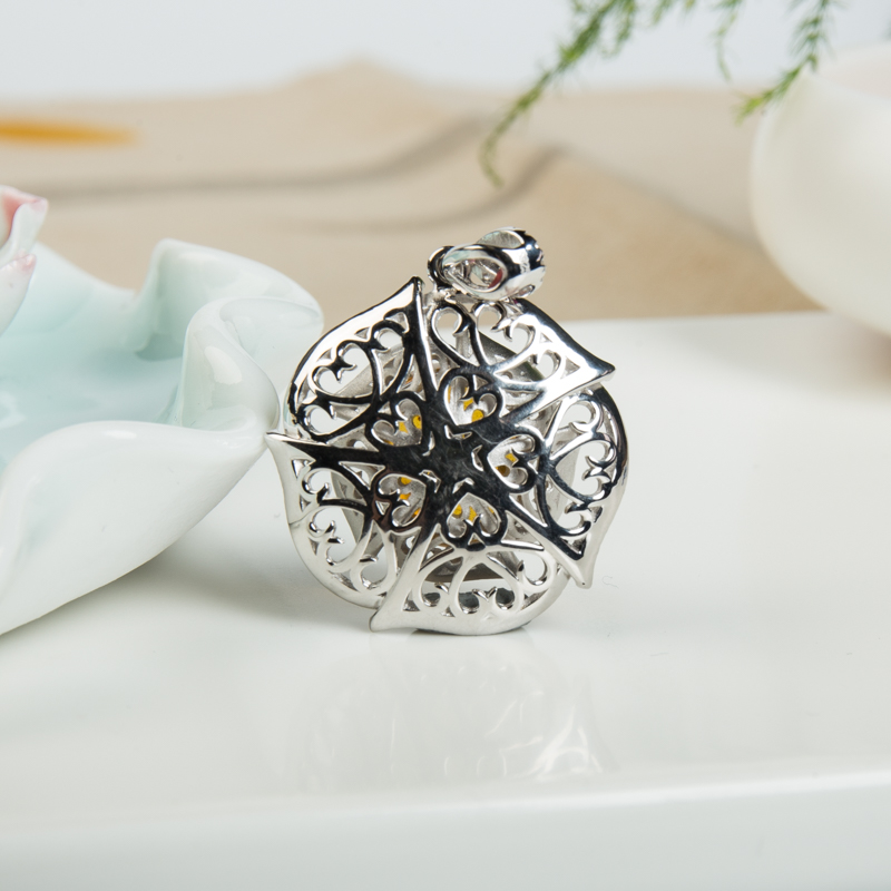 银镶缅甸琥珀吊坠-红掌柜