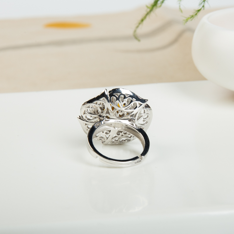 银镶缅甸琥珀戒指-红掌柜