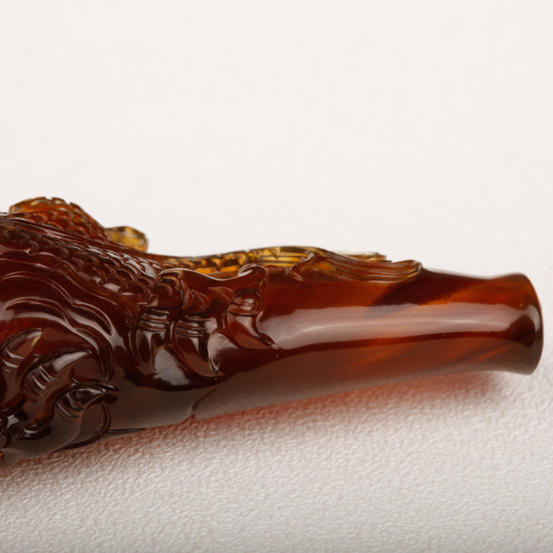 天然棕珀辰龙烟嘴-红掌柜