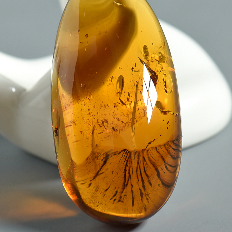 缅甸棕珀吊坠-红掌柜