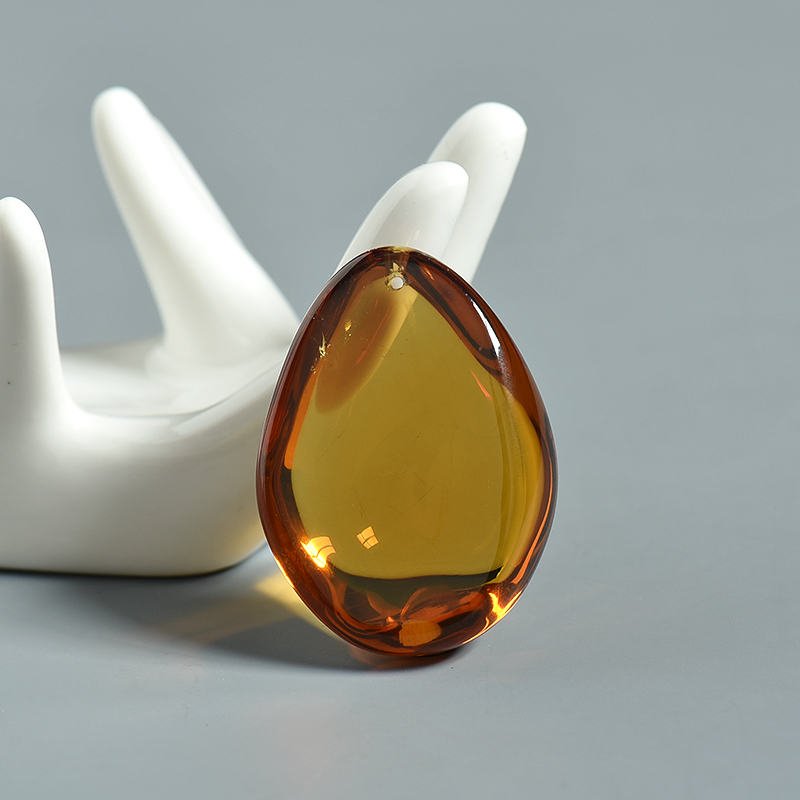 天然棕珀吊坠-红掌柜