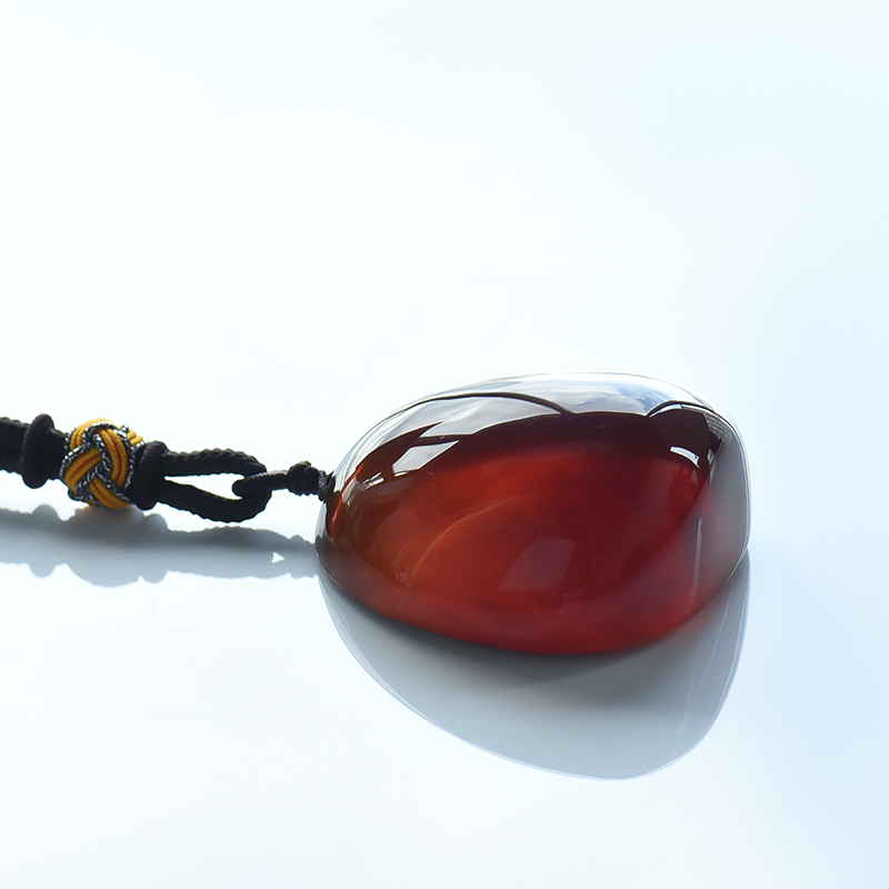 天然棕珀吊坠-红掌柜