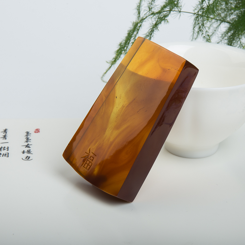 天然棕珀吊坠-红掌柜