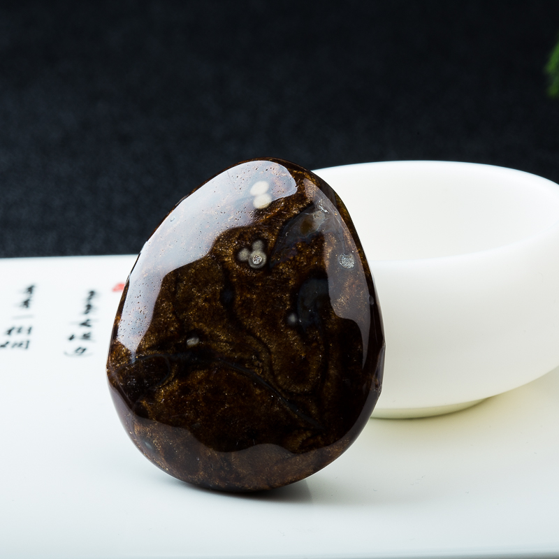 天然根珀吊坠-红掌柜