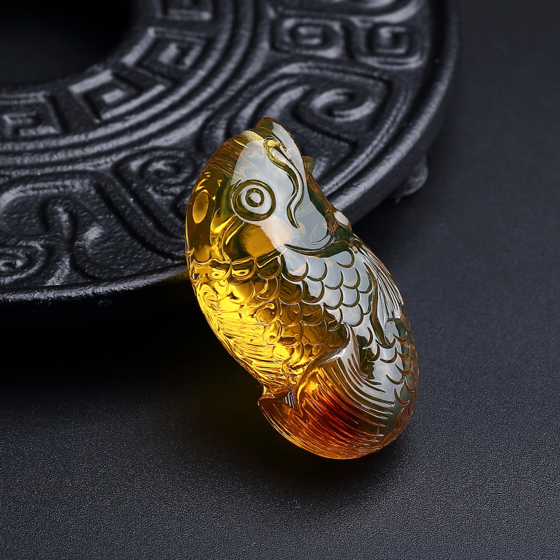 蓝珀鱼吊坠-红掌柜