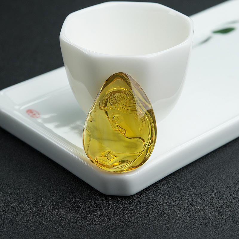 蓝珀吊坠-红掌柜