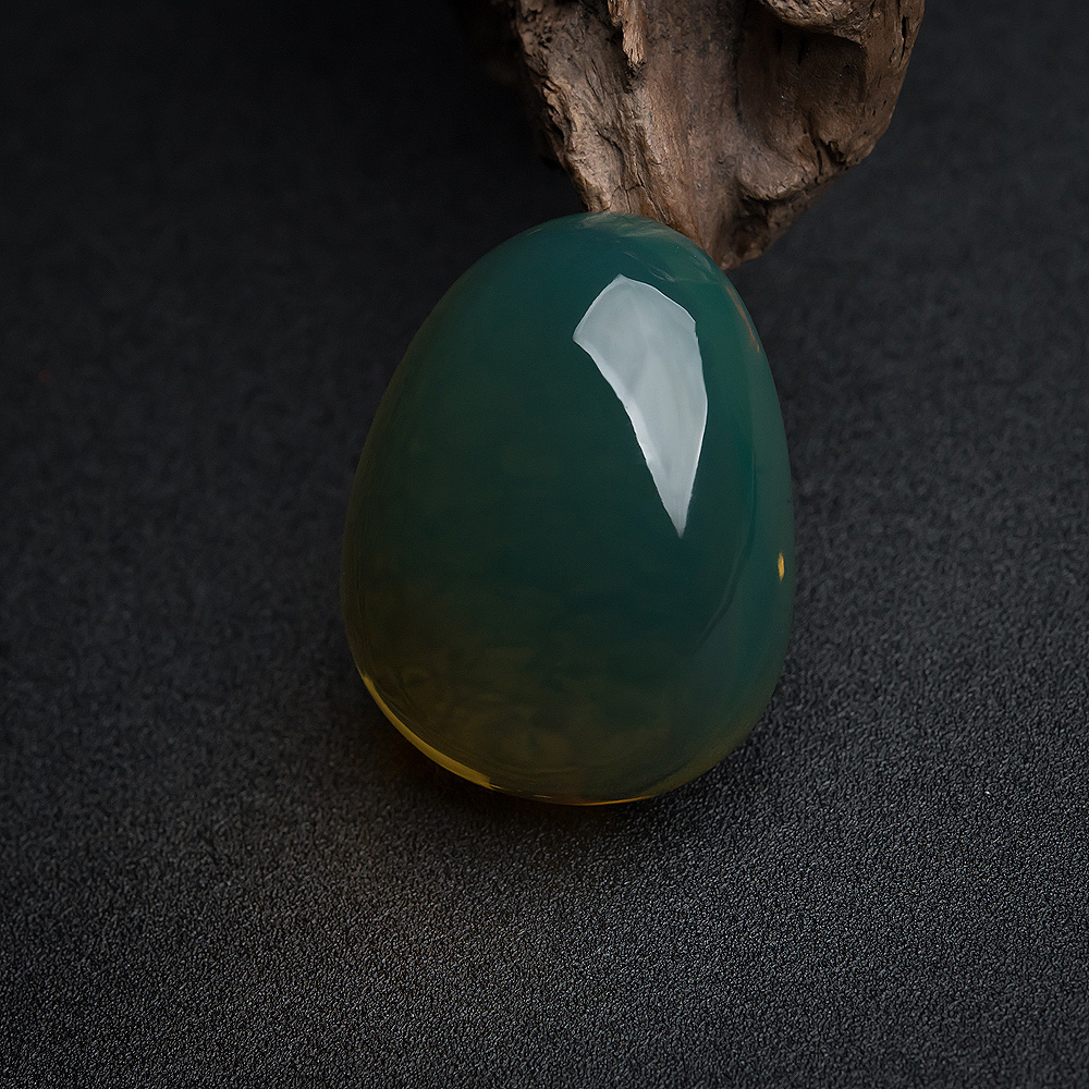 净水天空蓝多米蓝珀随形吊坠-红掌柜