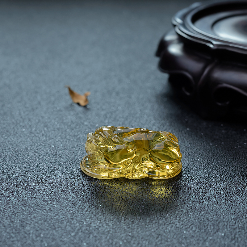 蓝珀貔貅吊坠-红掌柜