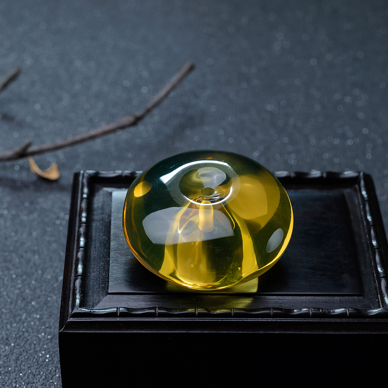 蓝珀平安扣挂坠-红掌柜