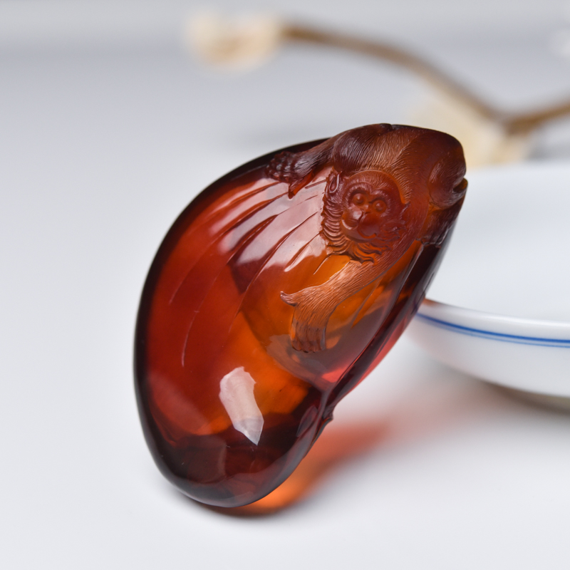 缅甸血珀猴子吊坠-红掌柜