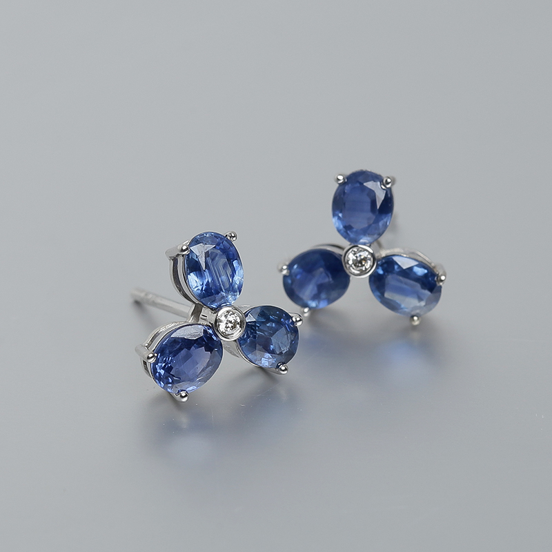 斯里兰卡蓝宝石耳钉-红掌柜