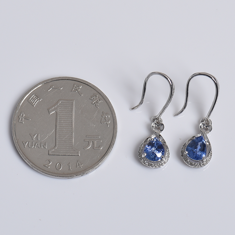 斯里兰卡蓝色蓝宝石耳坠-红掌柜