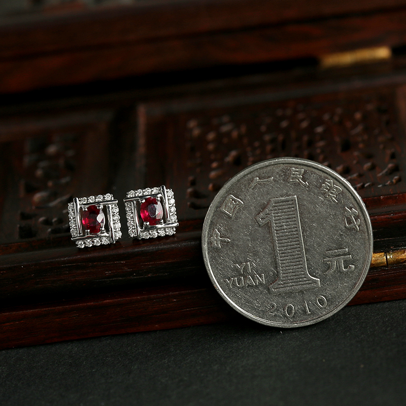 斯里兰卡红宝石耳钉-红掌柜