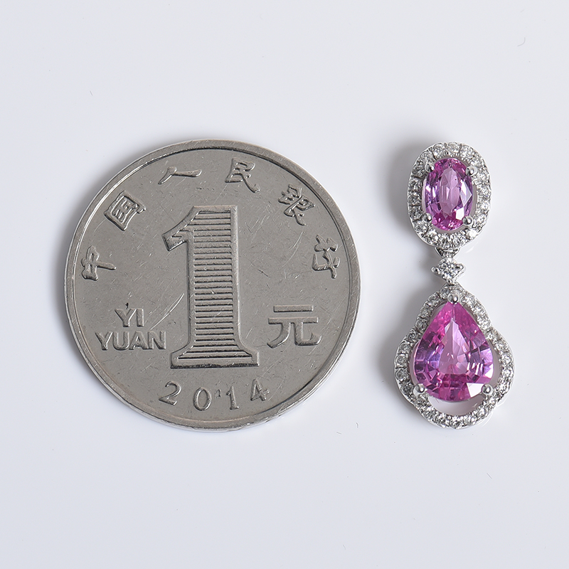 18K金镶钻蓝宝石吊坠 - 红掌柜